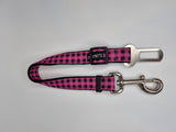 Large Pink checkers Car Restraint